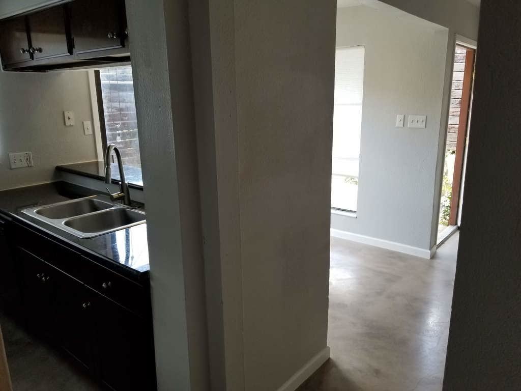 2903 Parker Ln #B - Photo 5 of 24