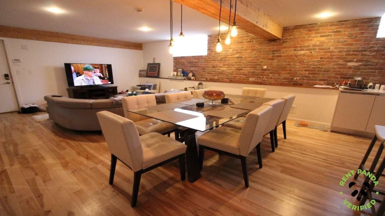 37 Cumberland St S - Photo 2 of 15