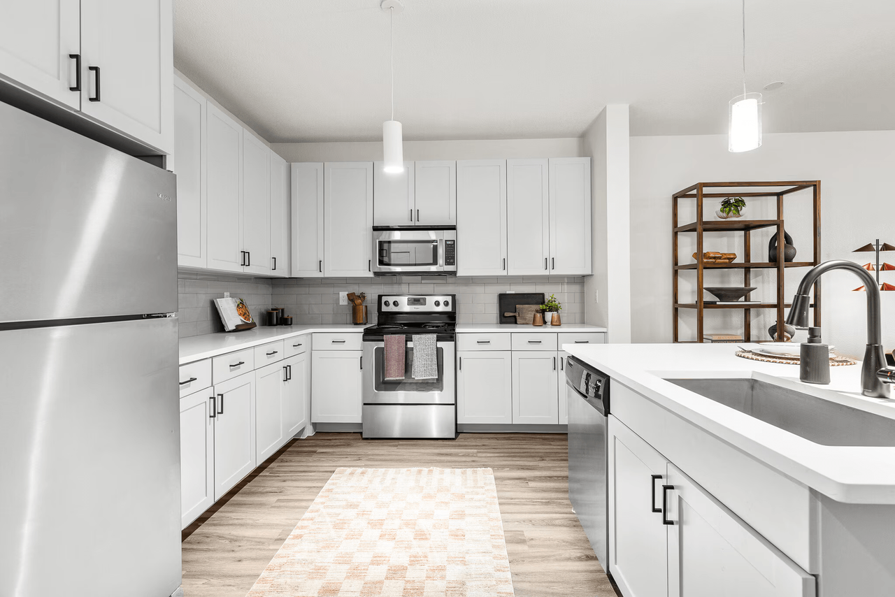 1800 Broadway - Photo 3 of 35