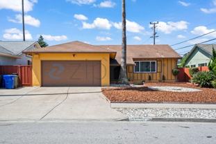 2923 Birmingham Dr - Photo 1 of 1