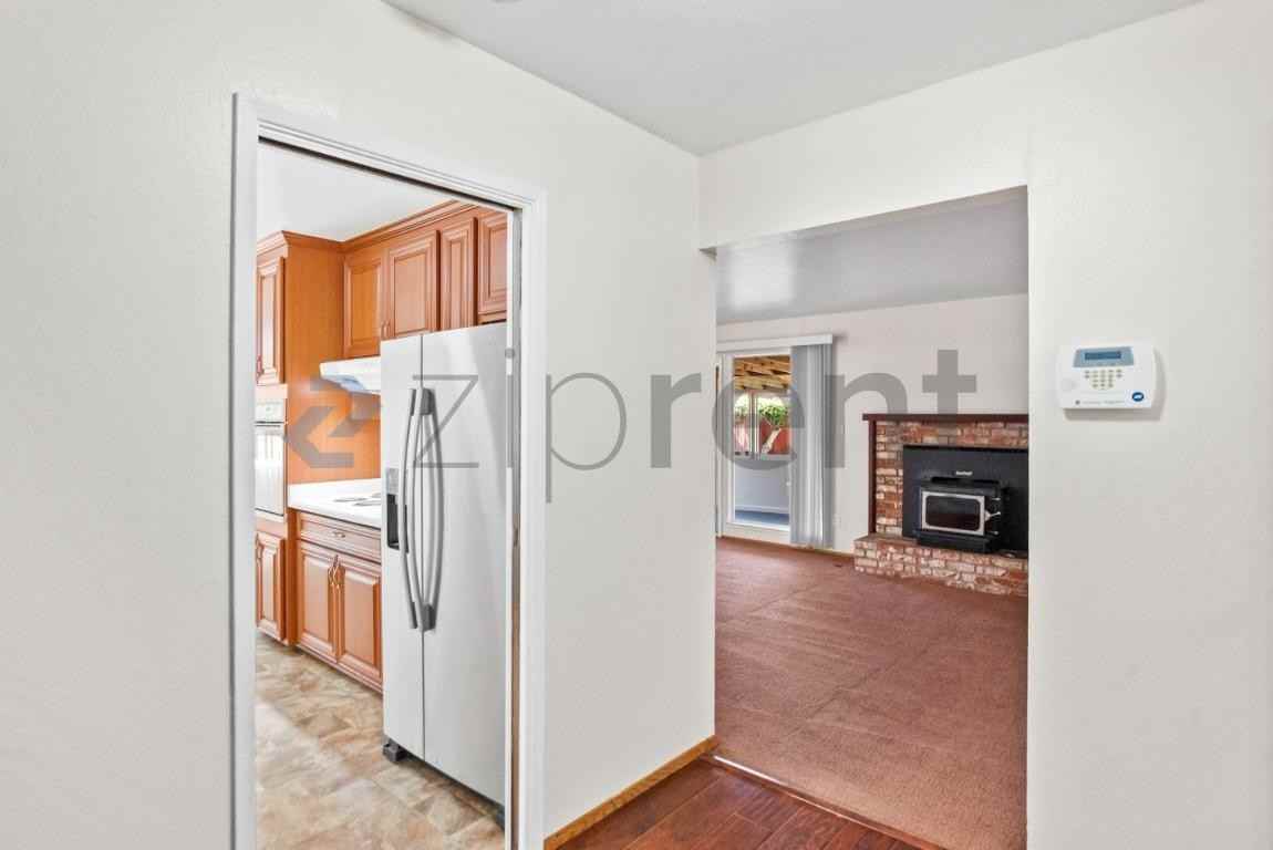 2923 Birmingham Dr - Photo 5 of 14