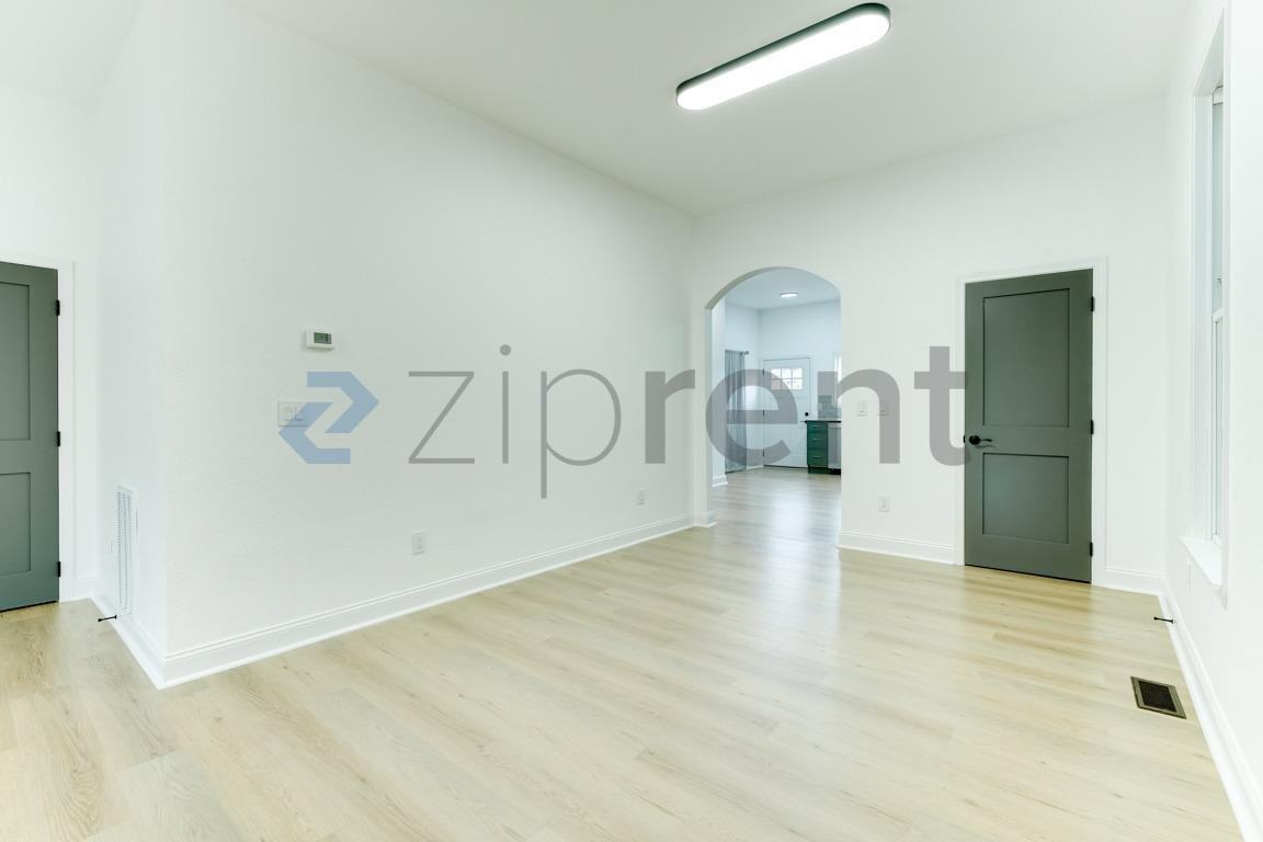 615 Yakima Ave #NA - Photo 7 of 24