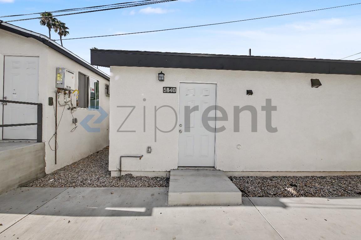 5840 Denver Ave - Photo 2 of 9