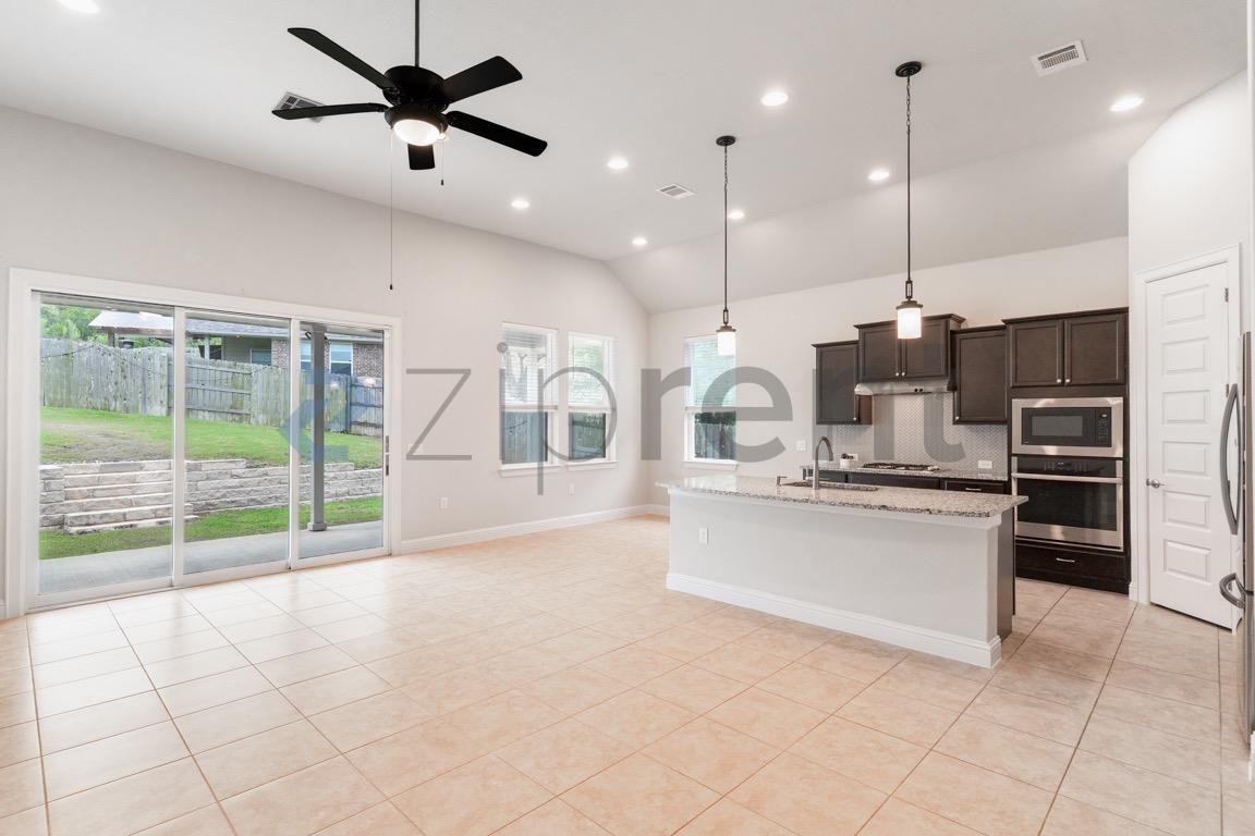 6913 Halesboro Dr - Photo 2 of 18