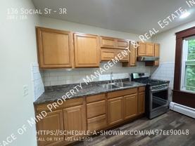 136 Social St #3R - Photo 1 of 1