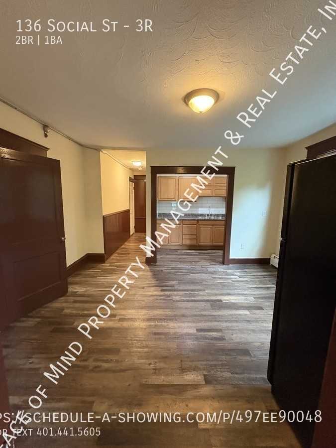 136 Social St #3R - Photo 6 of 12