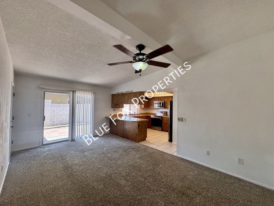 7551 E La Cienega Dr - Photo 5 of 27
