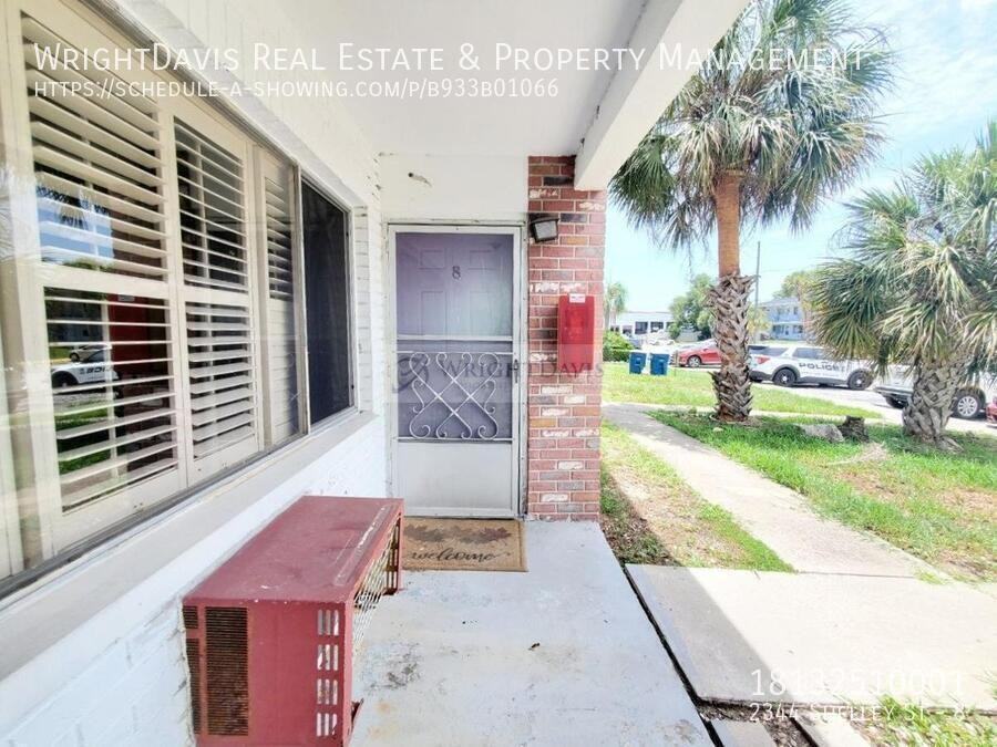 2344 Shelley St #8 - Photo 2 of 20