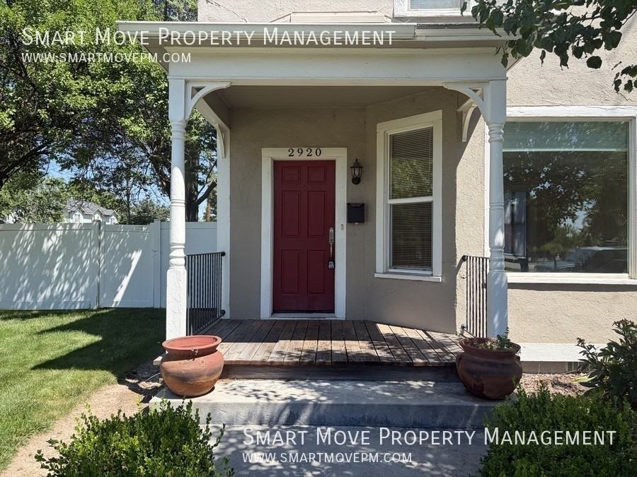 2920 W Jefferson St - Photo 2 of 36