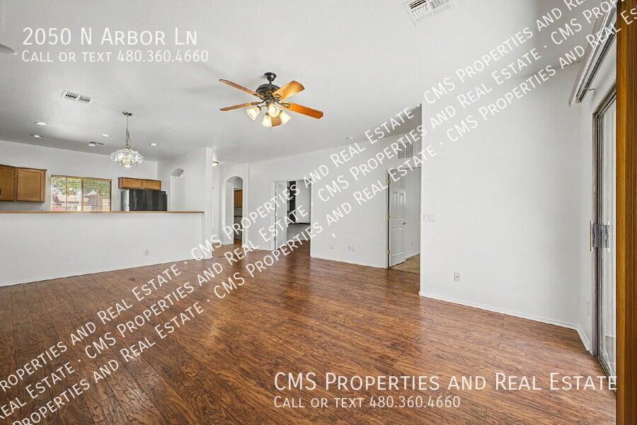 2050 N Arbor Ln - Photo 5 of 24