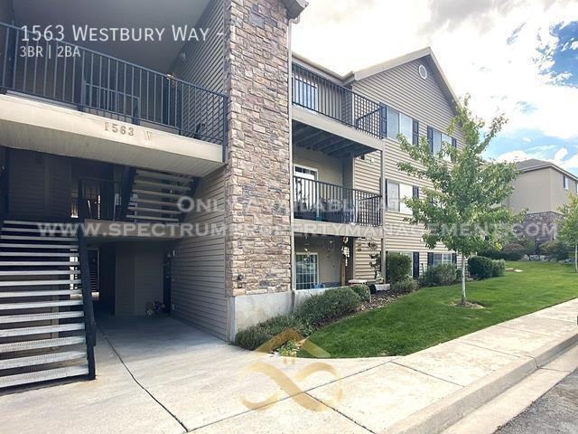 1563 Westbury Way #I - Photo 2 of 27