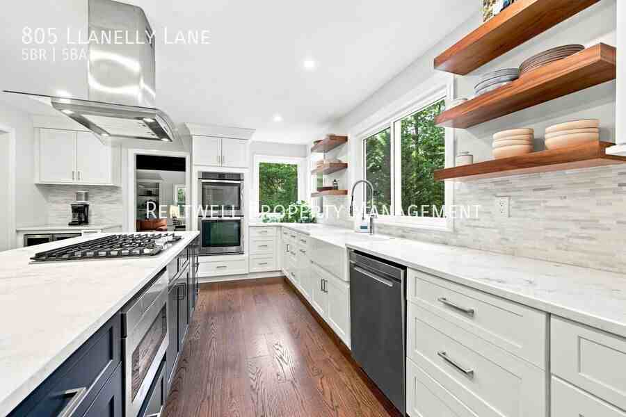 805 Llanelly Ln - Photo 7 of 35