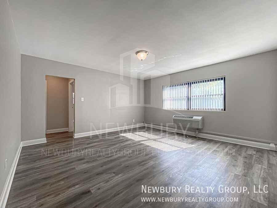 1335 Washington Blvd #6 - Photo 3 of 27