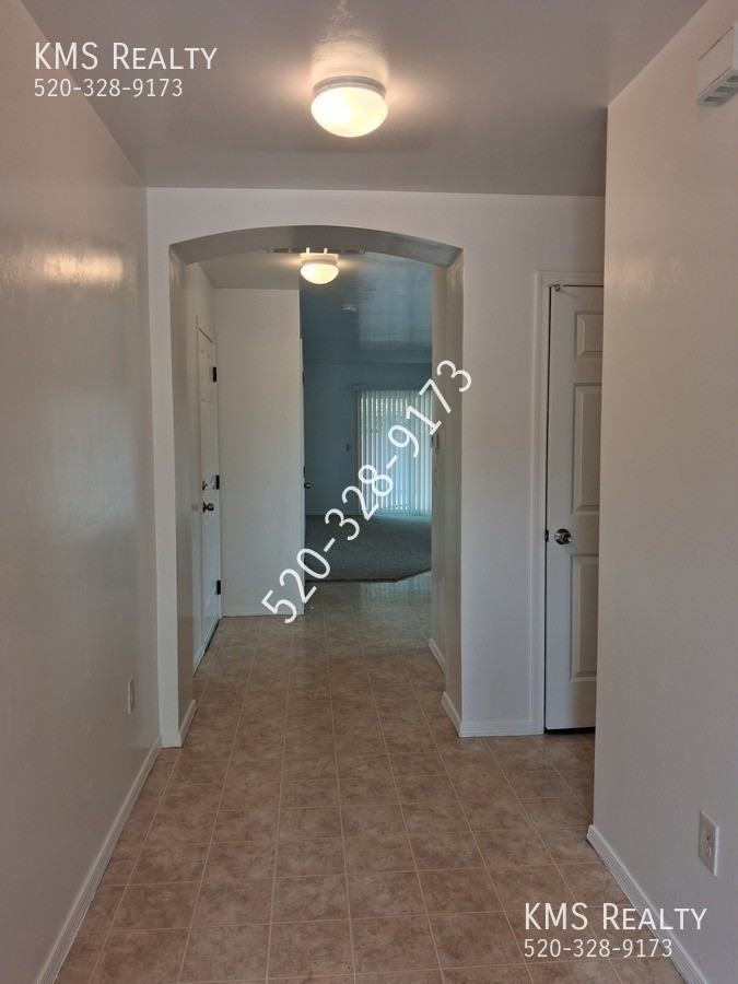 945 E Emma Marie- OWNER/AGENT - Photo 2 of 20