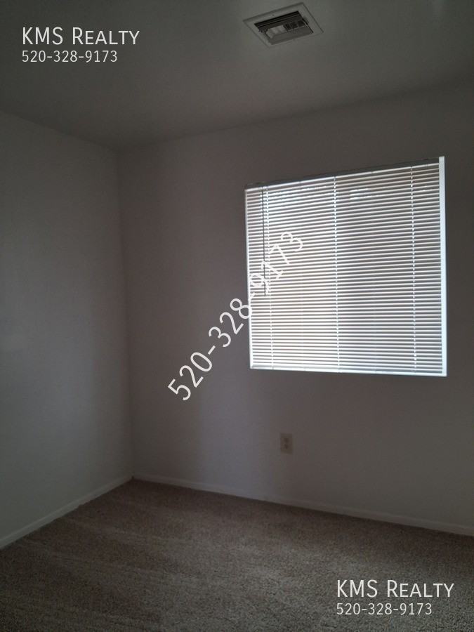 945 E Emma Marie- OWNER/AGENT - Photo 5 of 20
