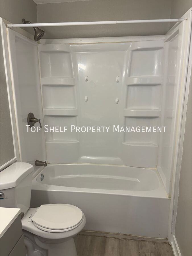 7505 Sw 12th St - Photo 2 of 18