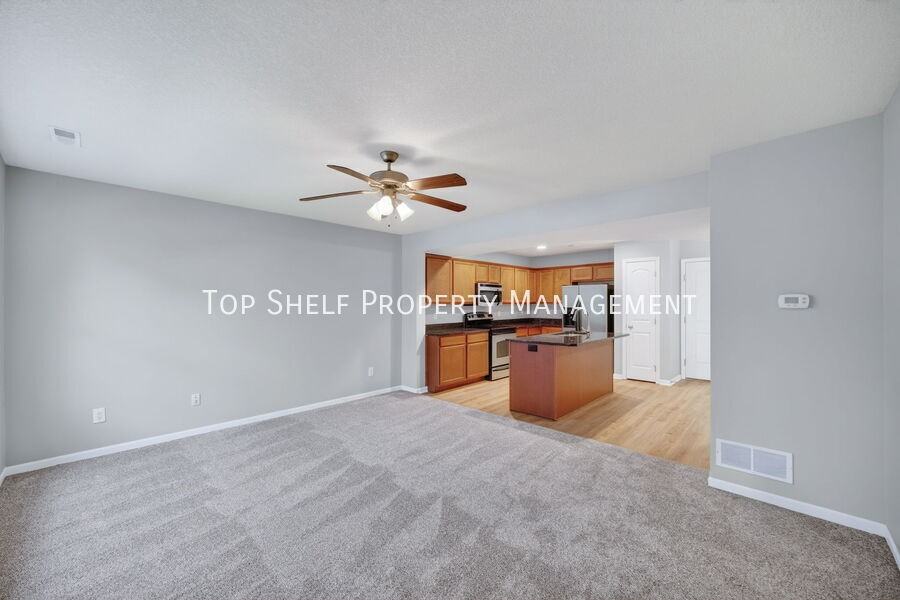 9125 Greenspire Dr #114 - Photo 6 of 35
