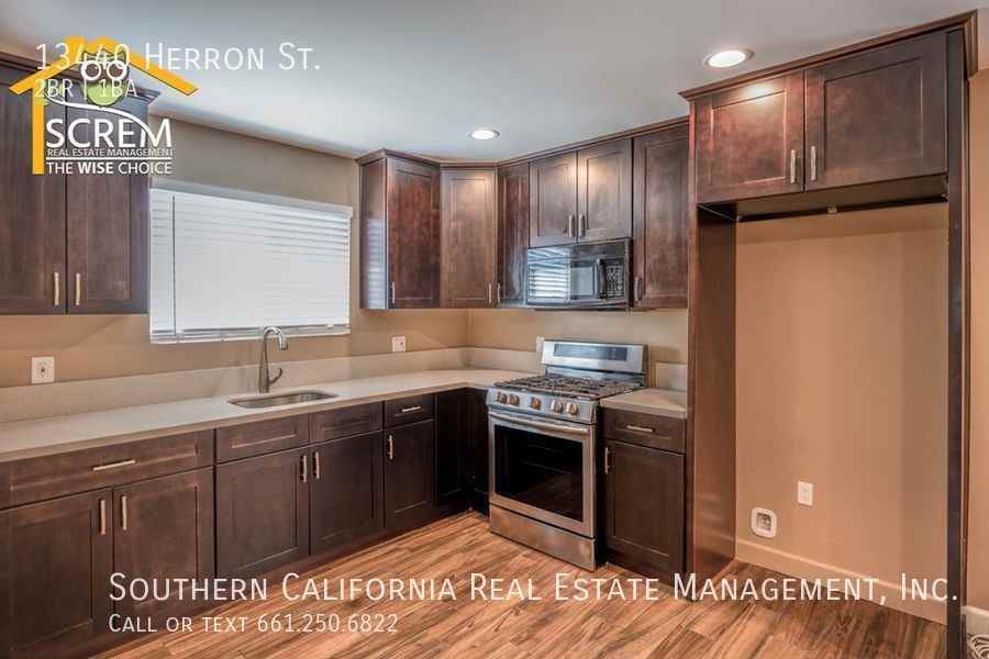 13440 Herron St - Photo 3 of 12