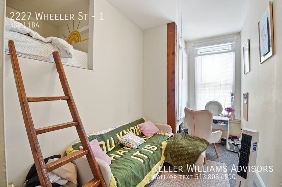 2227 Wheeler St #1 - Photo 3 of 32