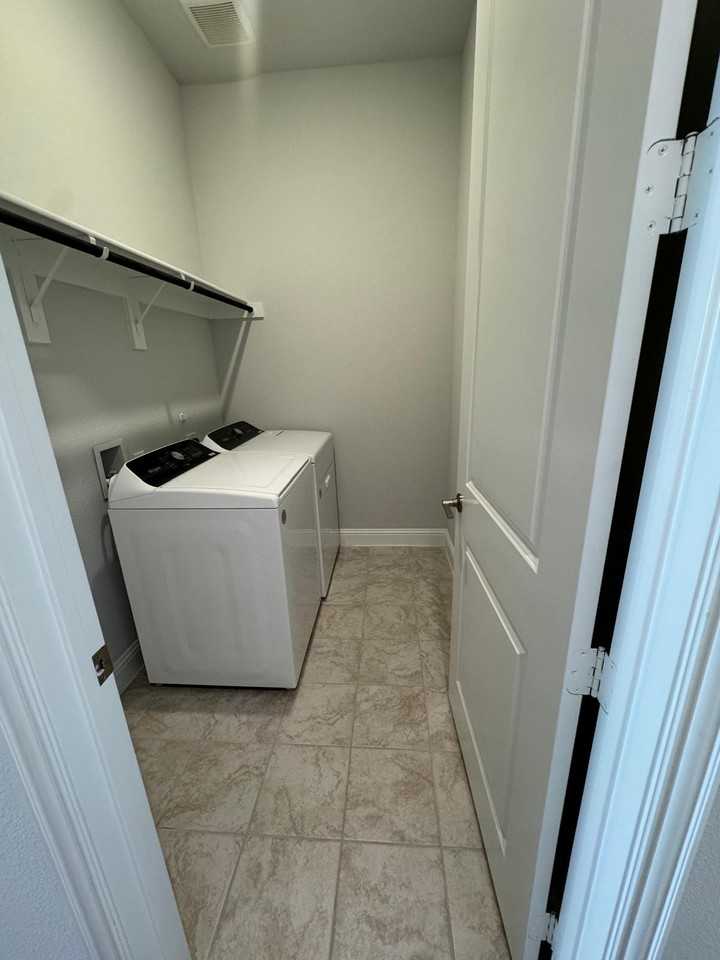4112 Dunlap Dr #NA - Photo 7 of 12