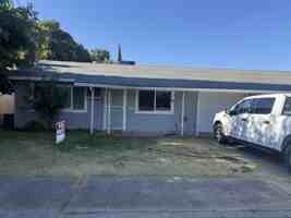 featured image of 640 Reeds Ave #B