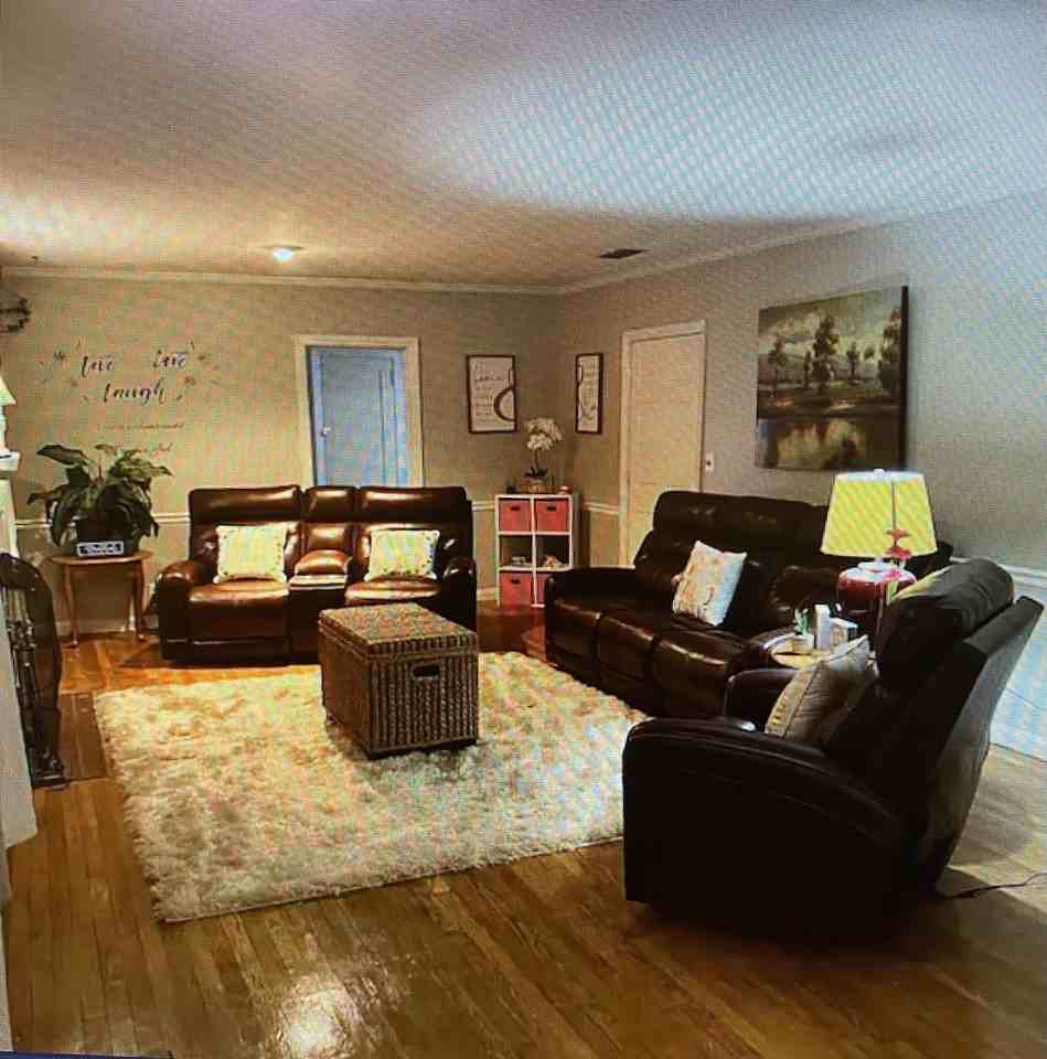 1005 Hill St #NA - Photo 2 of 6