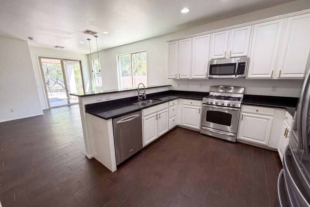 4542 S Merriman Way #NA - Photo 4 of 12