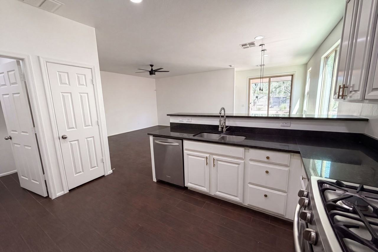 4542 S Merriman Way #NA - Photo 7 of 12