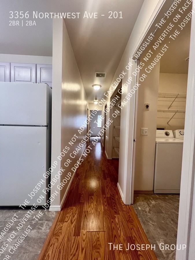 3356 Northwest Ave #201 - Photo 5 of 17