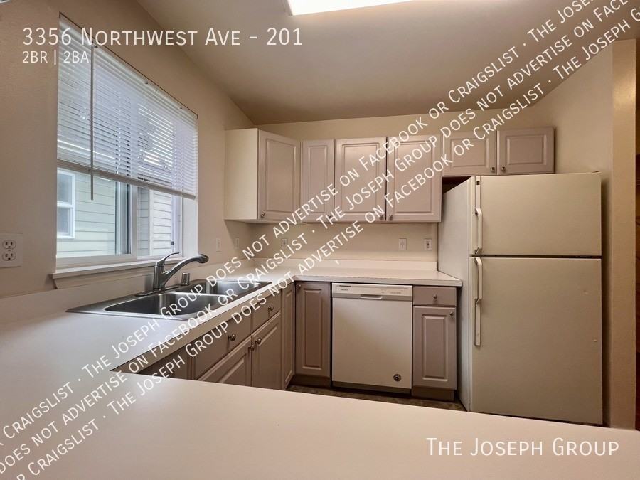 3356 Northwest Ave #201 - Photo 7 of 17