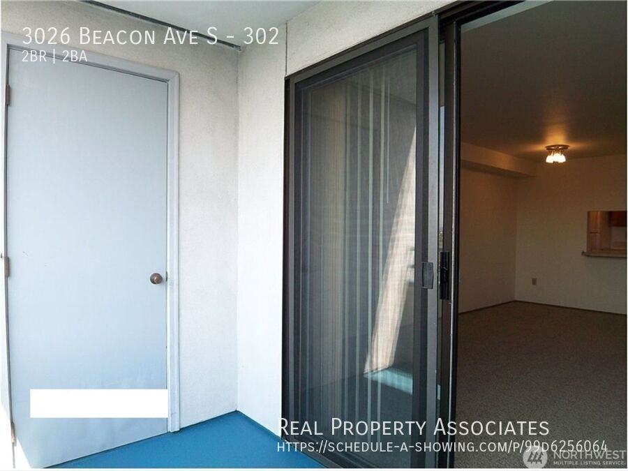 3026 Beacon Ave S #302 - Photo 7 of 18