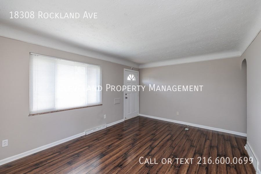 18308 Rockland Ave - Photo 7 of 19