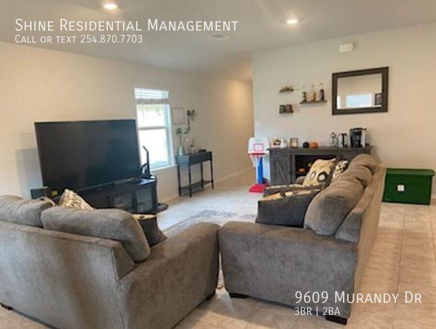 9609 Murandy Dr - Photo 4 of 10