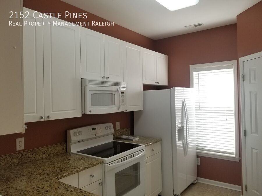 2152 Castle Pines Dr - Photo 6 of 21