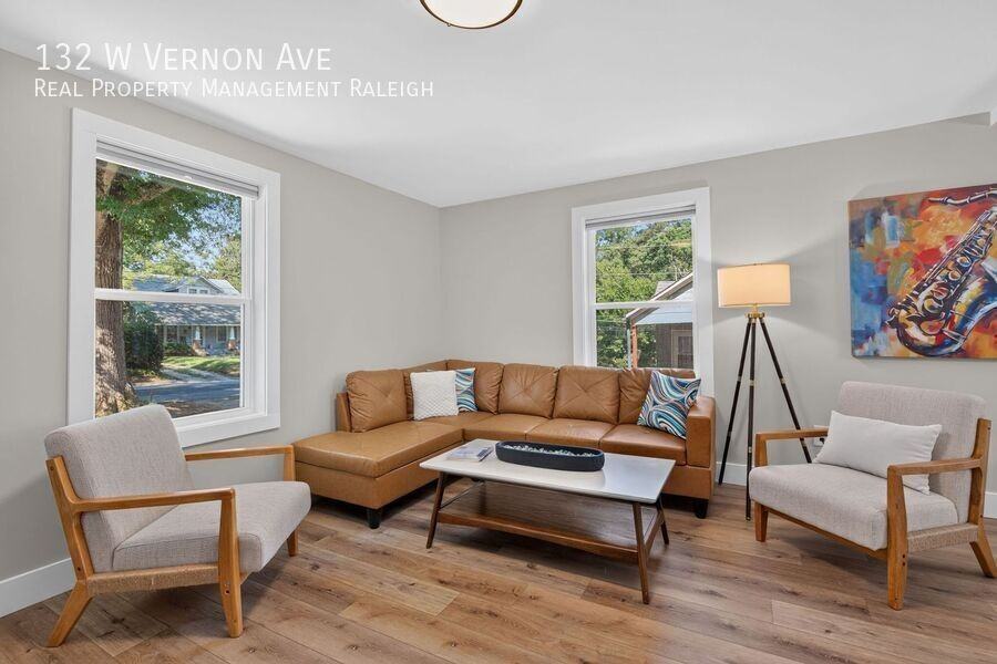 132 W Vernon Ave - Photo 7 of 50