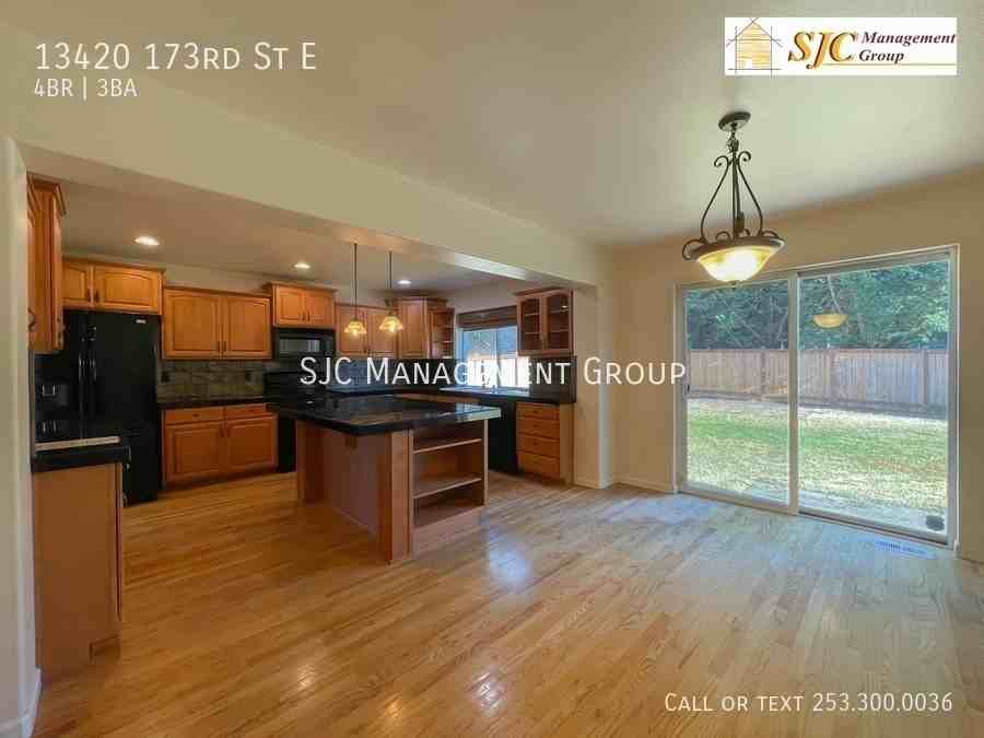 13420 173rd St E - Photo 6 of 33
