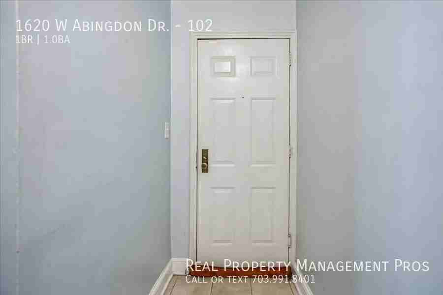 1620 W Abingdon Dr #102 - Photo 3 of 25
