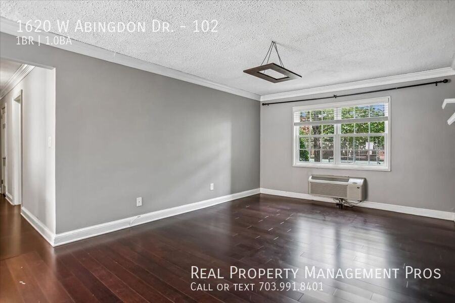 1620 W Abingdon Dr #102 - Photo 5 of 25