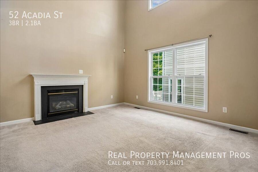 52 Acadia St - Photo 3 of 23