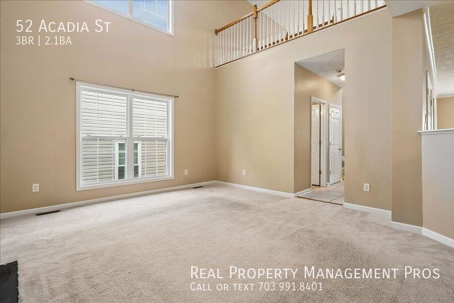 52 Acadia St - Photo 4 of 23