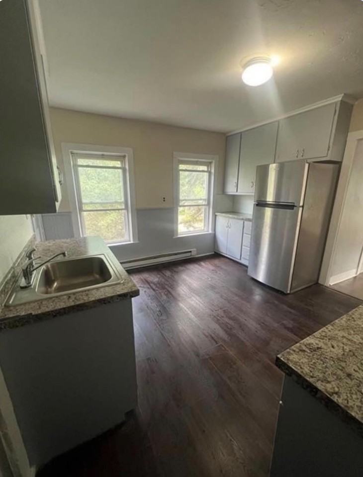 9 Raynes Ct #2AVAILABLE - Photo 6 of 7