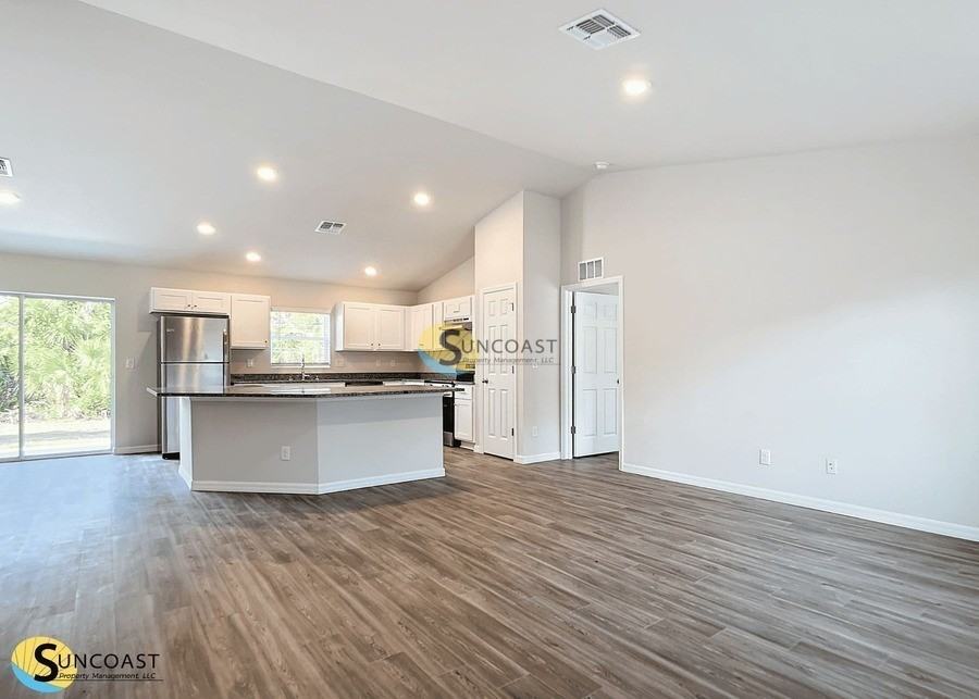 17389 Tyler Ave - Photo 6 of 30