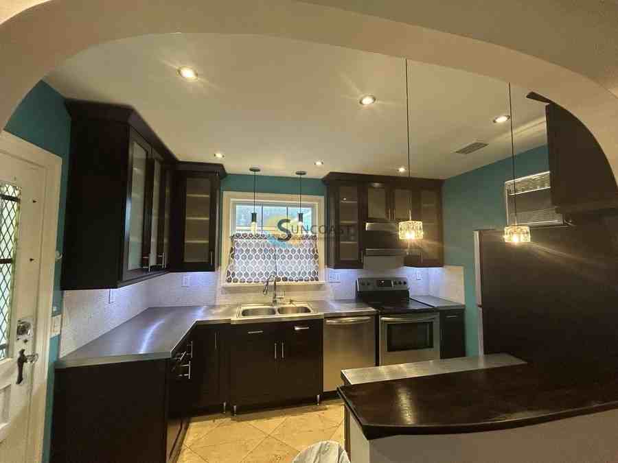 353 W 68th St - Photo 7 of 31