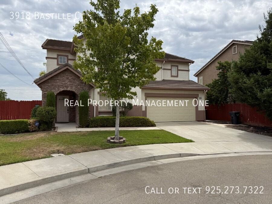 3918 Bastille Ct - Photo 3 of 36