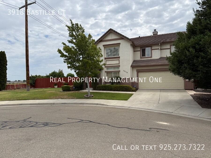 3918 Bastille Ct - Photo 4 of 36