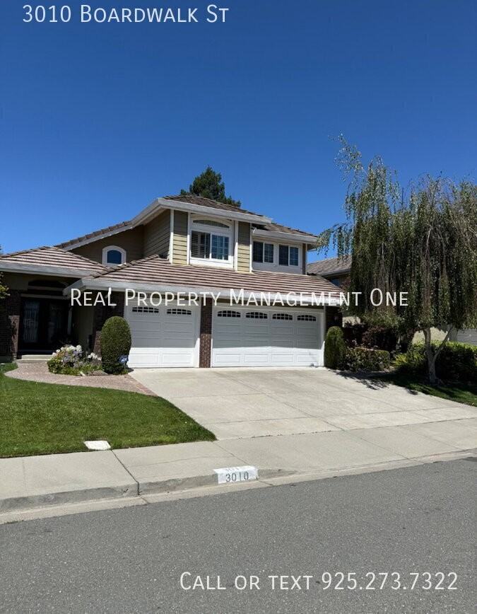 3010 Boardwalk St - Photo 2 of 40