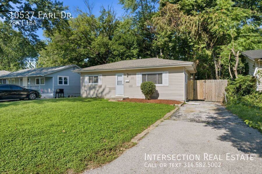 10537 Earl Dr - Photo 2 of 27