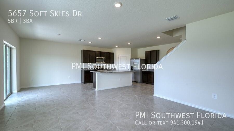 5657 Soft Skies Dr - Photo 6 of 50
