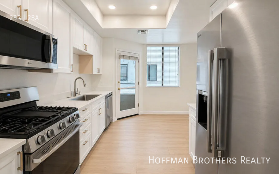 9836 Vidor Dr #1B - Photo 6 of 18