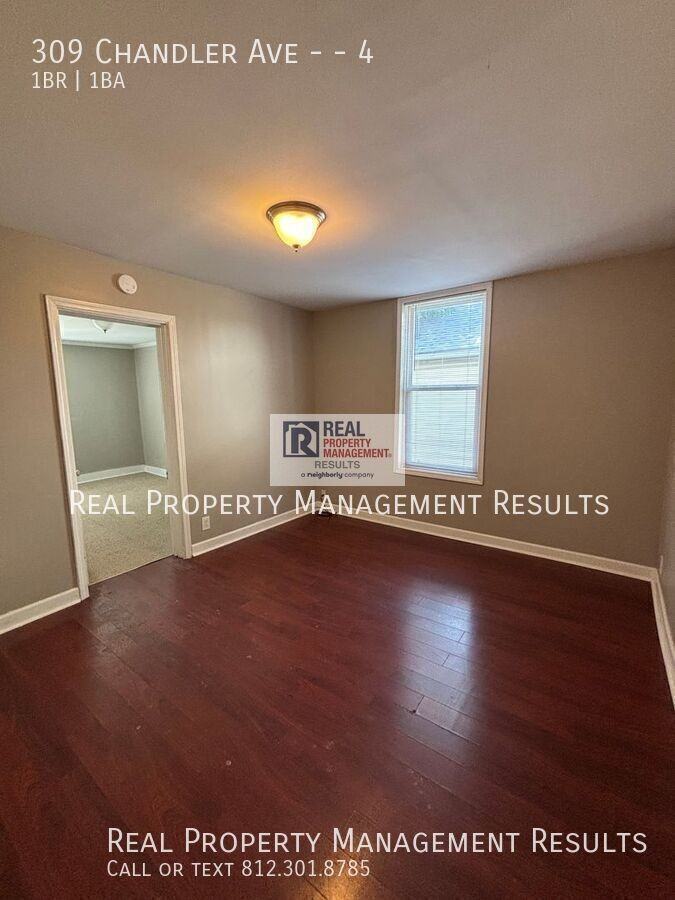309 Chandler Ave #4 - Photo 5 of 13